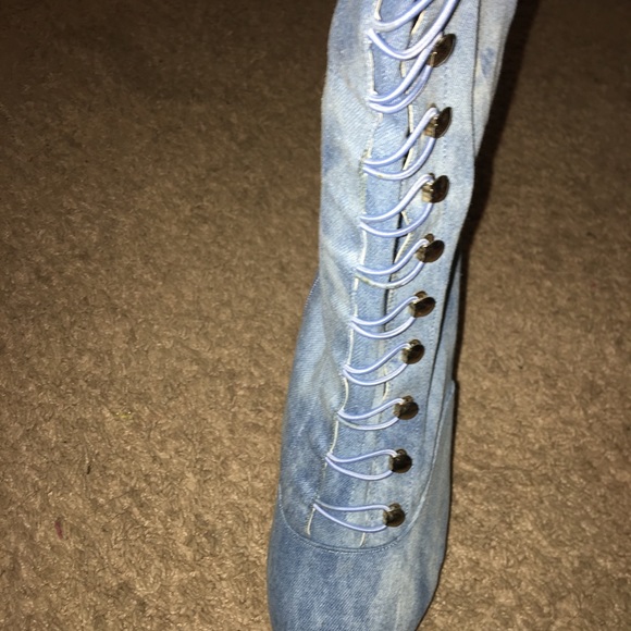 Women’s thigh high boots - Picture 4 of 5